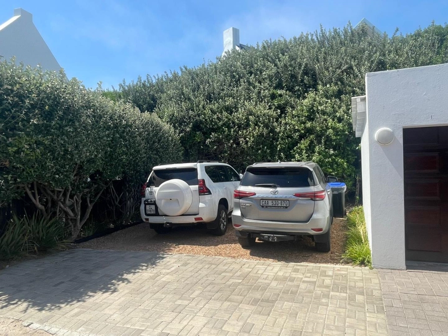 4 Bedroom Property for Sale in Cape St Francis Eastern Cape